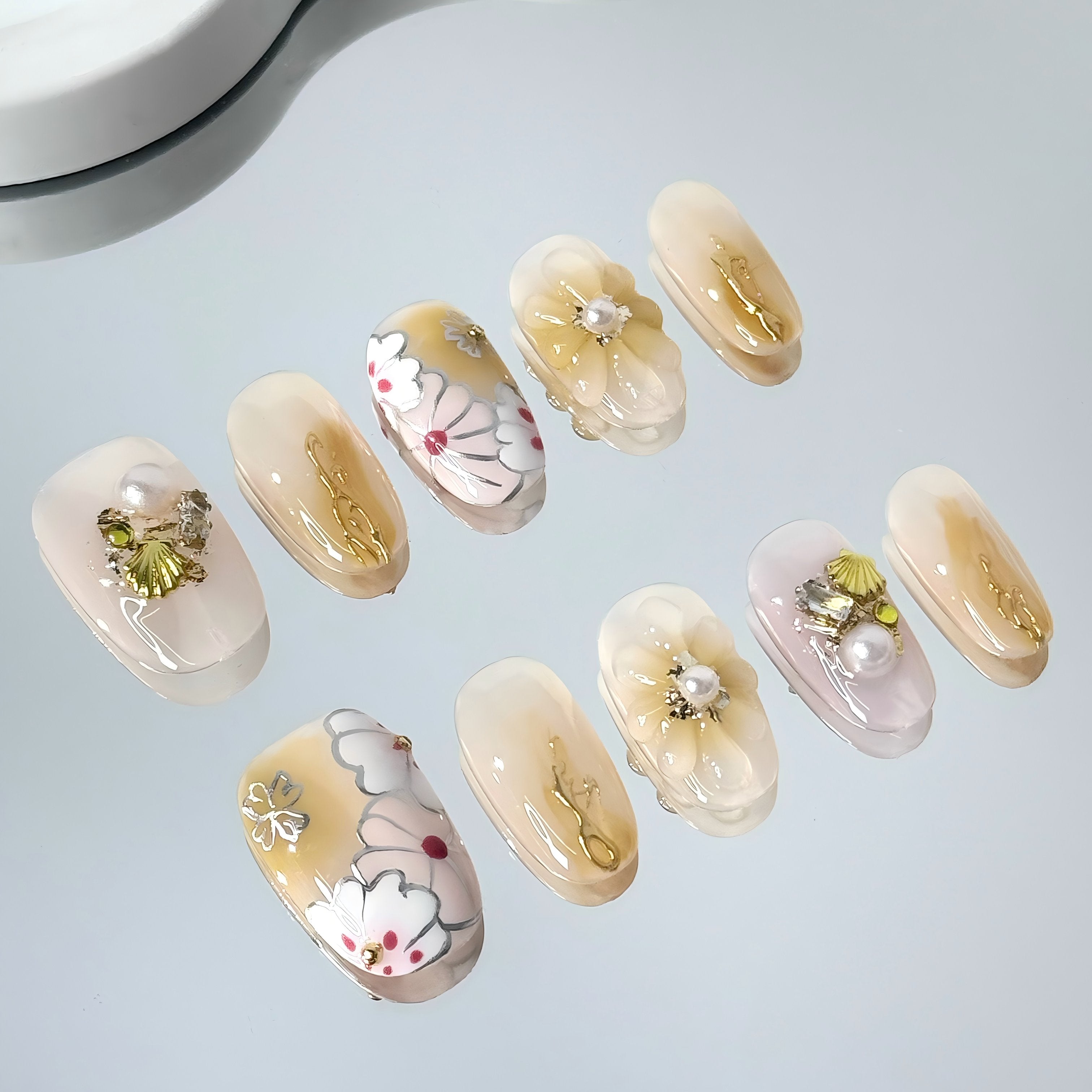 3D Sculpted Florals