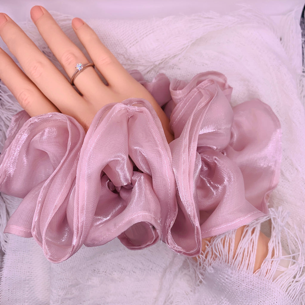 Zartrosa Organza-Haar Scrunchie 011