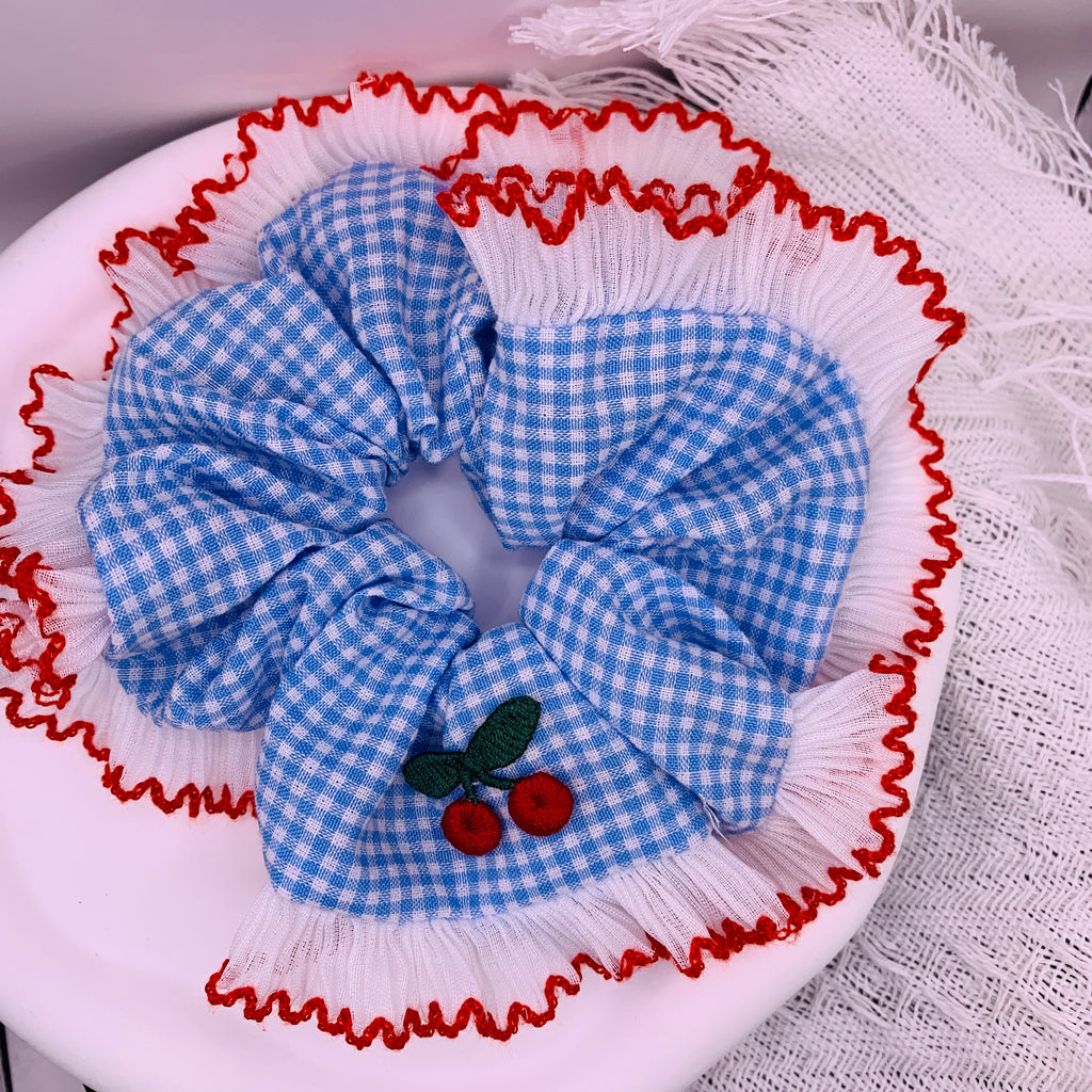 Gingham Kirsch-Haar Scrunchie 006