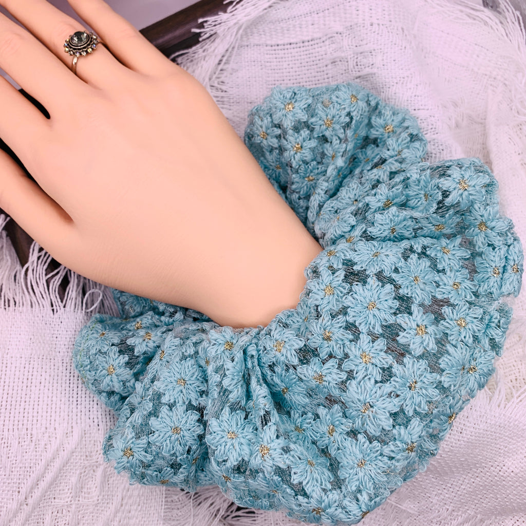 Blue Little Daisy 057