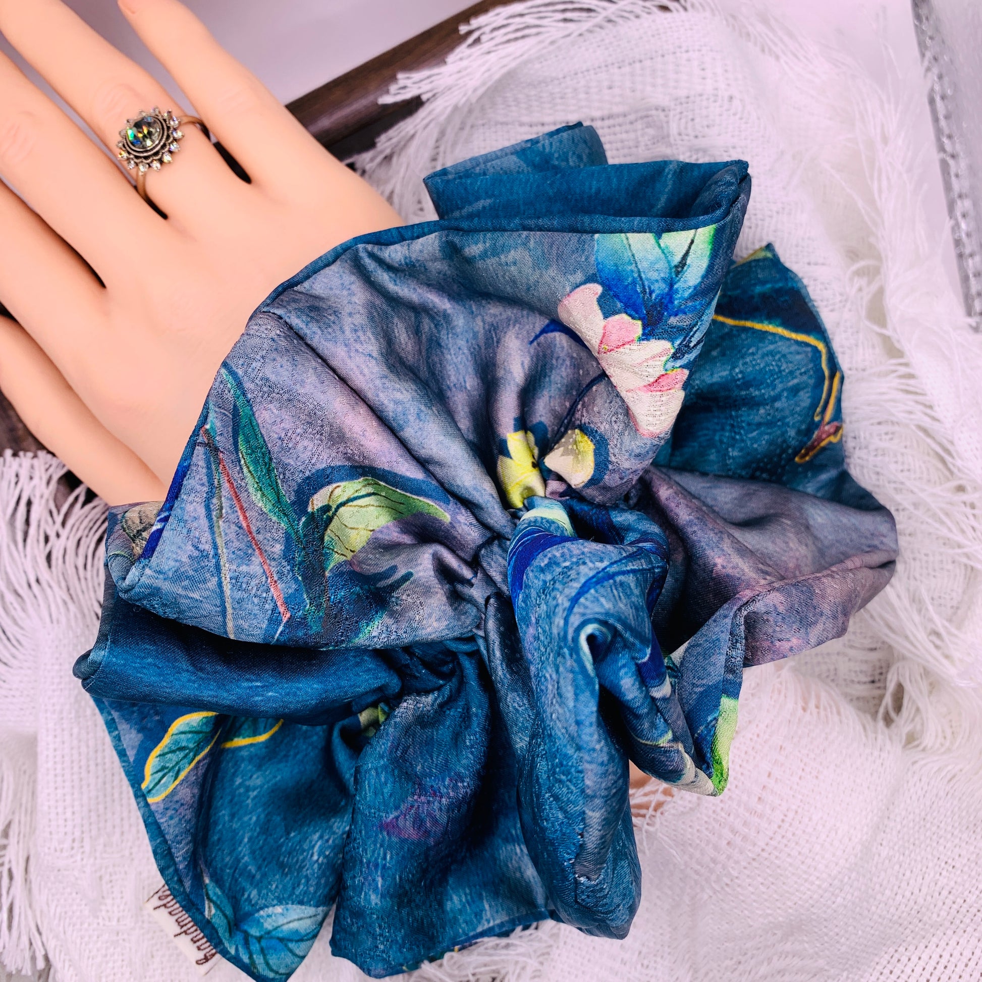 Lotus double layer 083